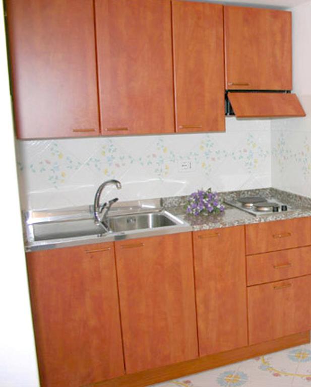 Ludovica Apartment Type B 포지타노 객실 사진